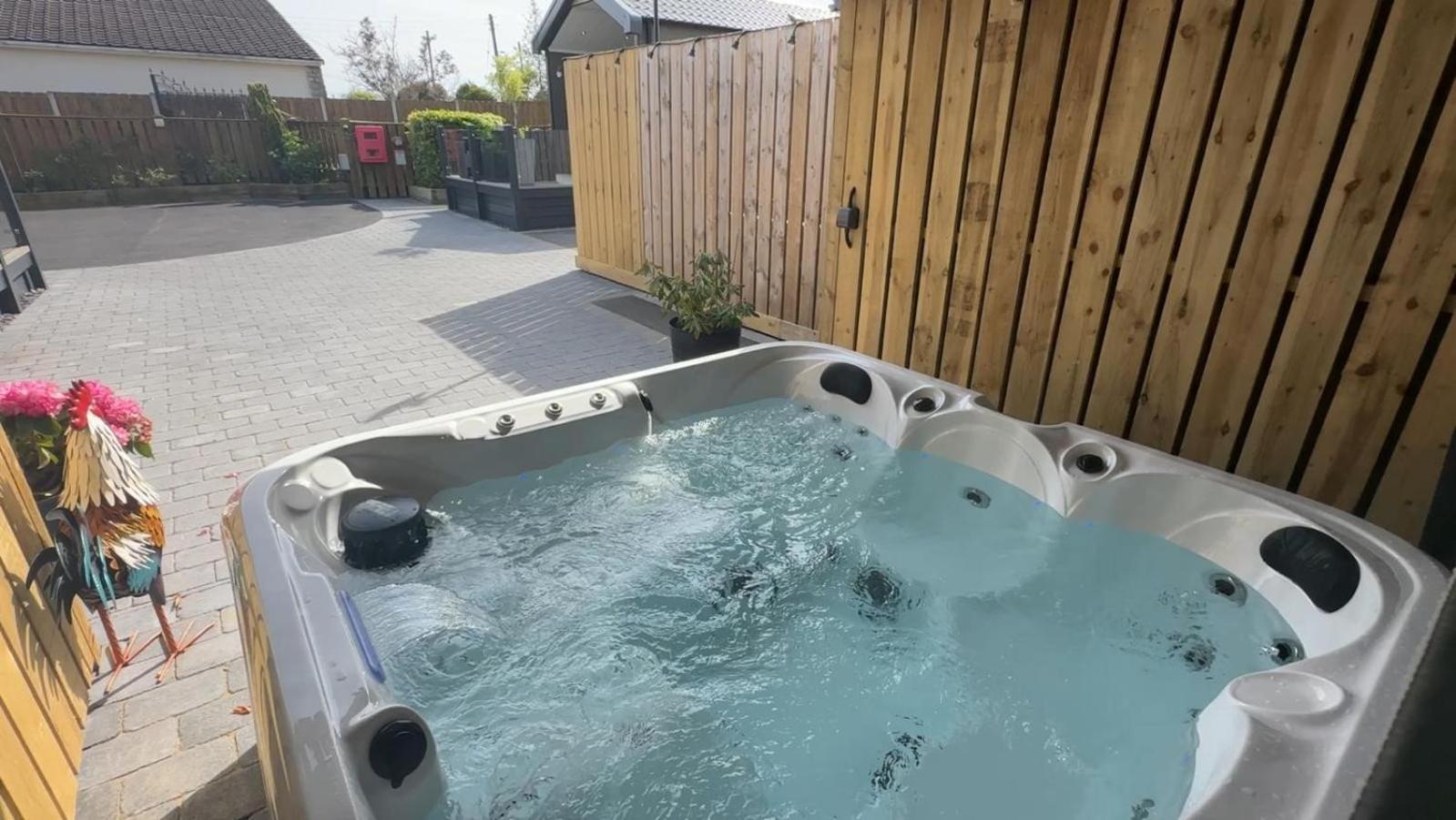 The Pods At Haulfryn Caravan Park Whitford Ngoại thất bức ảnh
