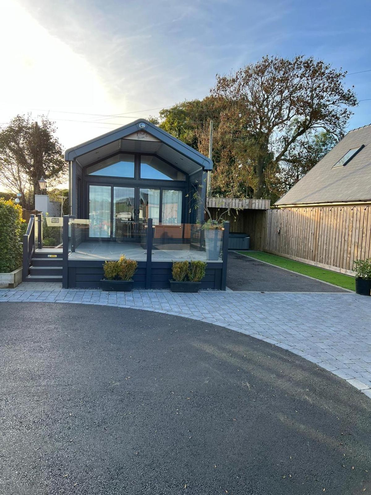 The Pods At Haulfryn Caravan Park Whitford Ngoại thất bức ảnh